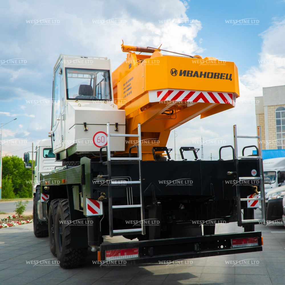 avtokran-ivanovec-ks-45717k-3m-strela-24-m-03 image Купить автокран ИВАНОВЕЦ КС-45717К-3М в Казахстане.