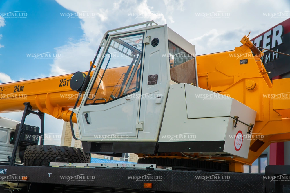 avtokran-ivanovec-ks-45717k-3m-strela-24-m-04 image Купить автокран ИВАНОВЕЦ КС-45717К-3М в Казахстане.