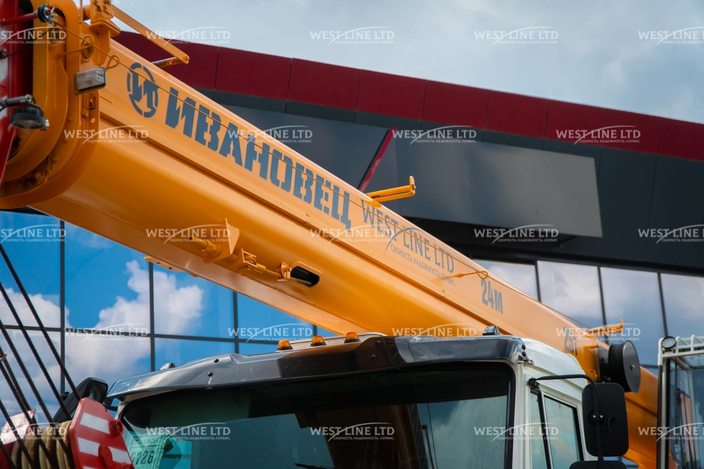 avtokran-ivanovec-ks-45717k-3m-strela-24-m-12 image Купить автокран ИВАНОВЕЦ КС-45717К-3М в Казахстане.