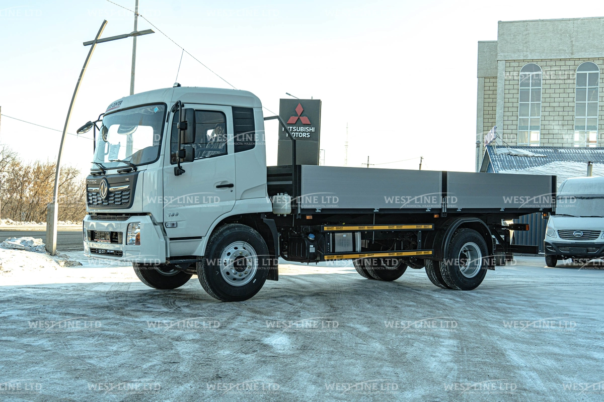 bortovoj-avtomobil-na-shassi-dongfeng-c80n-1 image