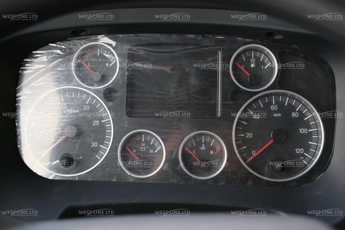 avtotoplivozapravshchik-howo-t5g-s-cisternoj-obyomom-13-m-06 image Купить АТЗ на шасси HOWO T5G - продажа автотопливозаправщиков