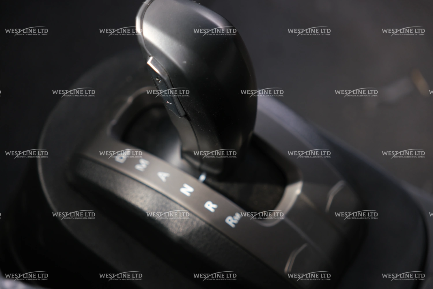 sedelnyj-tjagach-sitrak-c7h-42-18 image