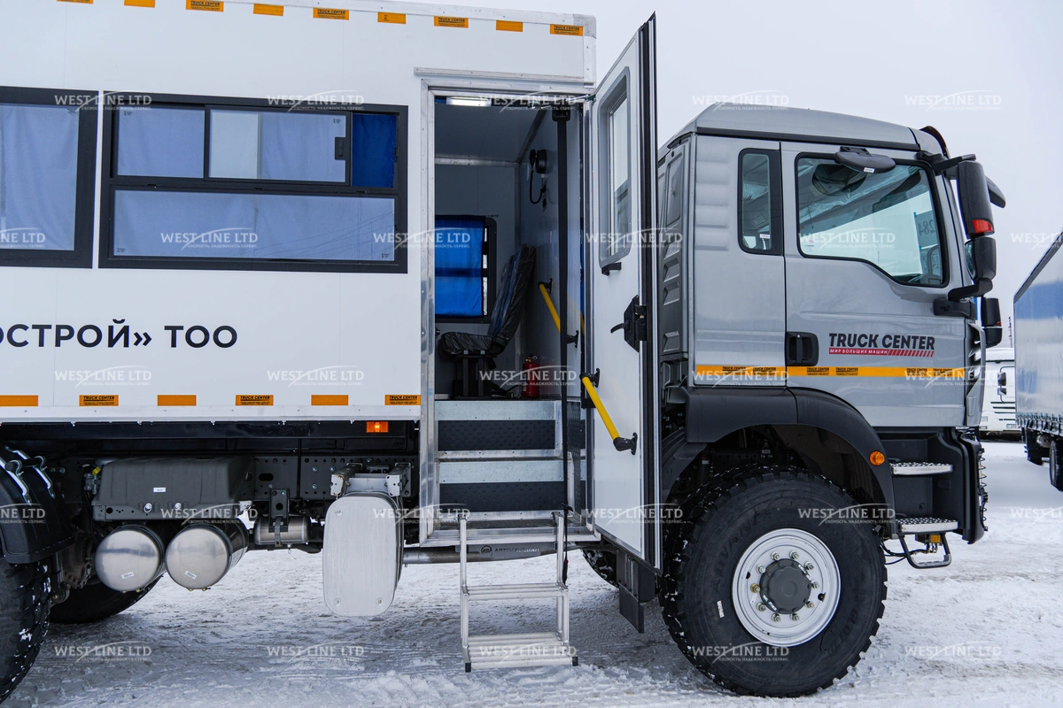 vahtovyj-avtobus-howo-tx-66-15 image