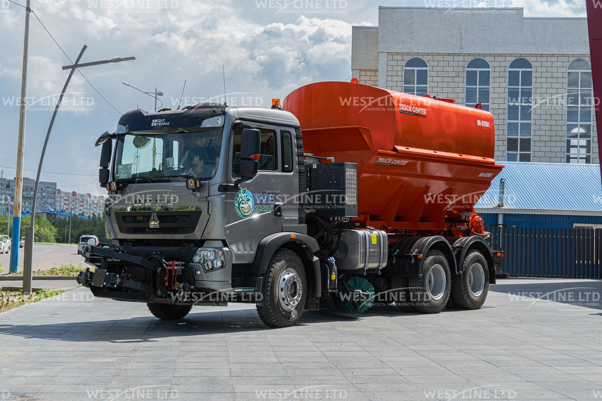 kombinirovannaya-dorozhnaya-mashina-kdm-ko-829b1-na-shassi-howo-03 image Купить КДМ КО-829Б1 на шасси HOWO T5G 6x4 в Казахстане
