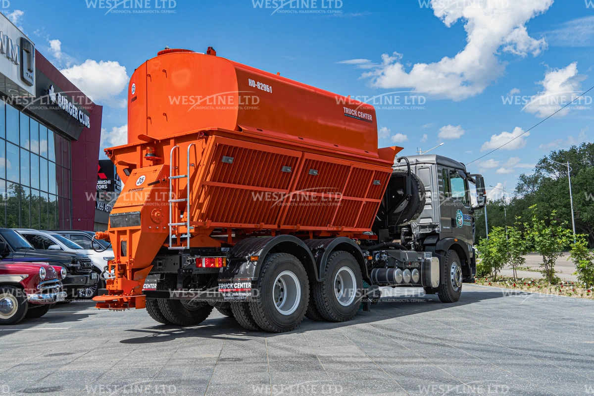 kombinirovannaya-dorozhnaya-mashina-kdm-ko-829b1-na-shassi-howo-07 image Купить КДМ КО-829Б1 на шасси HOWO T5G 6x4 в Казахстане