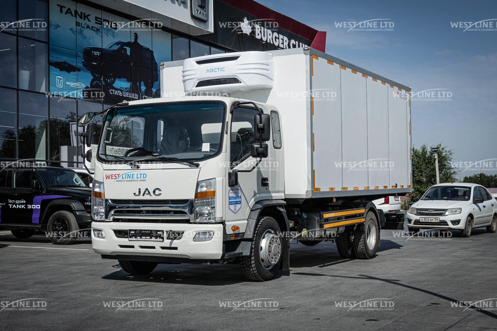 izotermicheskij-furgon-s-refrizheratorom-arctic-xl-na-shassi-jac-n120-e-5-4h2-01 image Купить фургон (рефрижератор) JAC N120 в Казахстане