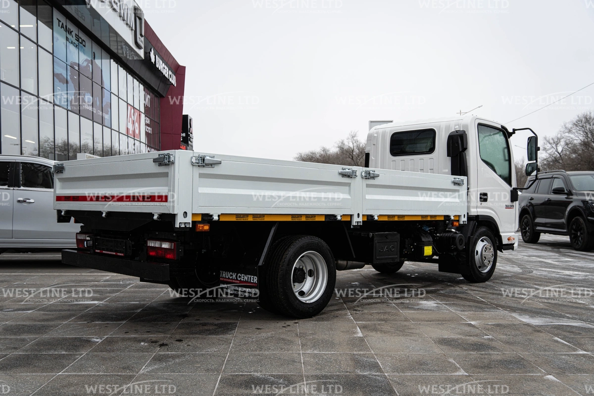 jac-n56-c-bortovoj-platformoj-12 image Купить в Казахстане JAC N56 с бортовой платформой