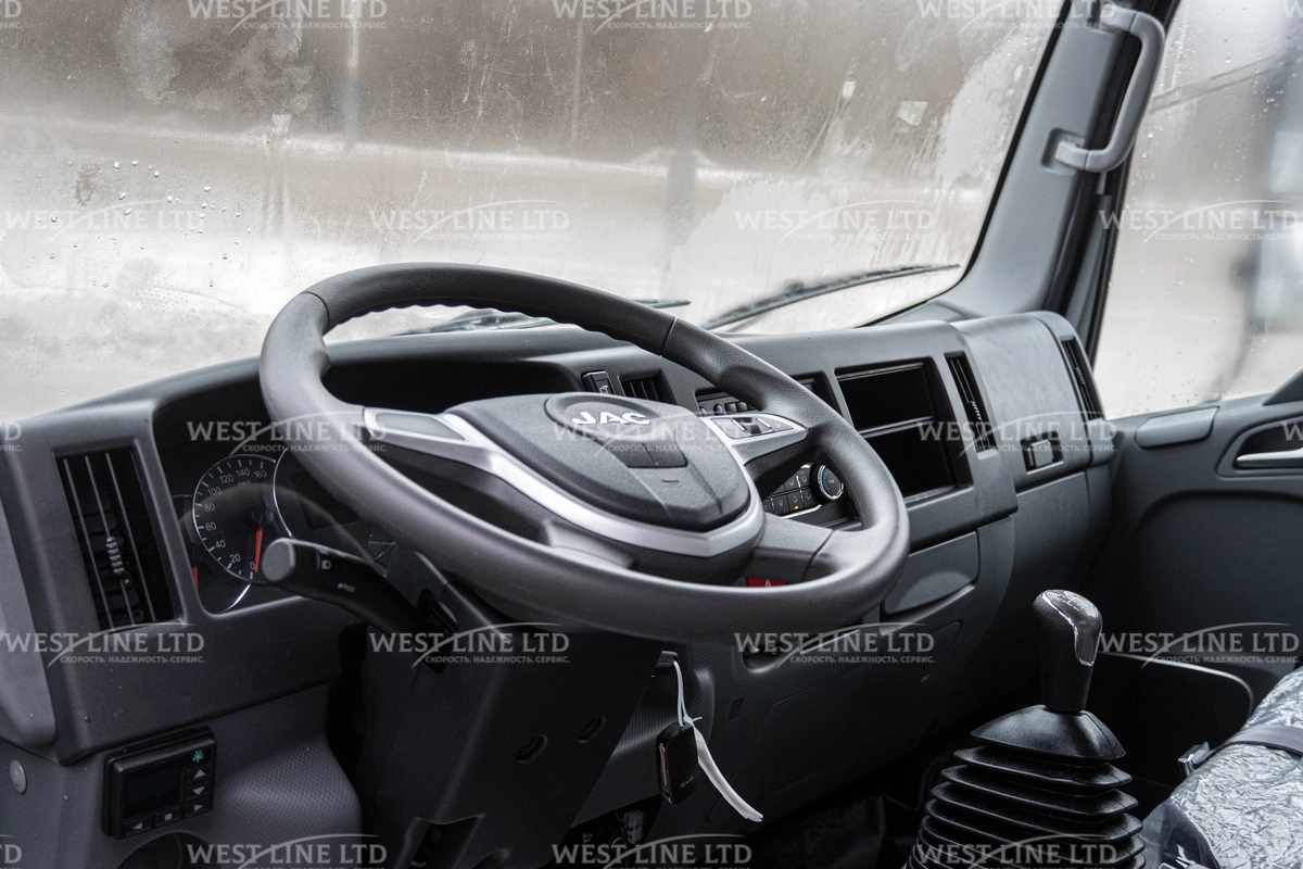 jac-n56-c-bortovoj-platformoj-15 image Купить в Казахстане JAC N56 с бортовой платформой