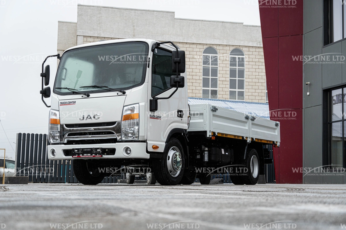 jac-n56-c-bortovoj-platformoj-5 image Купить в Казахстане JAC N56 с бортовой платформой