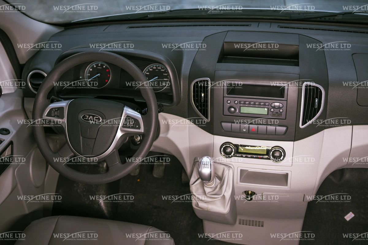 Купить в Казахстане новый пассажирский микроавтобус JAC Sunray