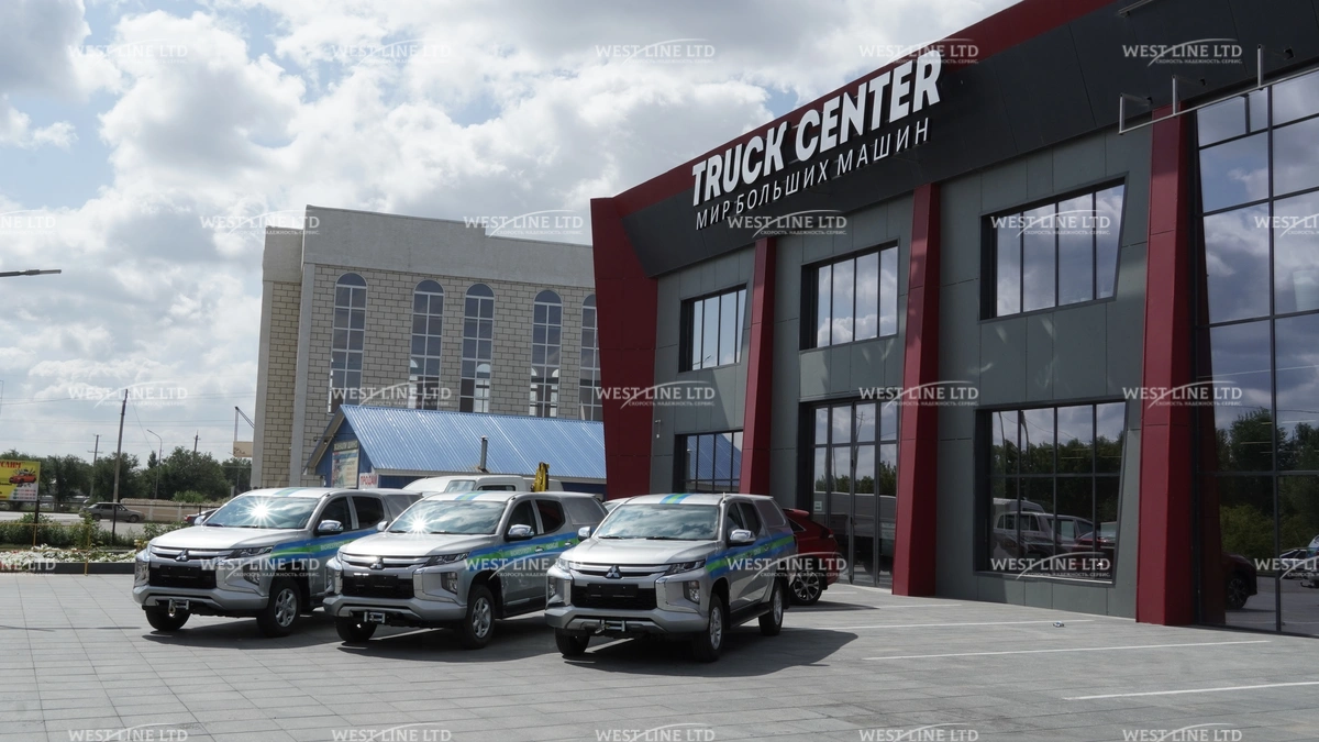 avtomobil-dlja-operativnogo-patrulirovanija-na-baze-mitsubishi-l200-8 image