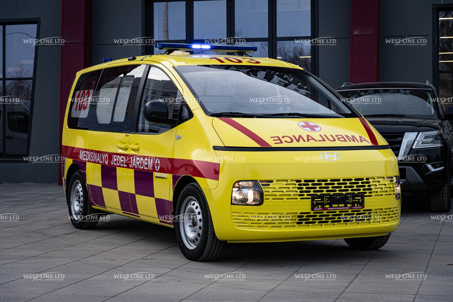 avtomobil-skoroj-medicinskoj-pomoshhi-na-baze-hyundai-staria-1 image