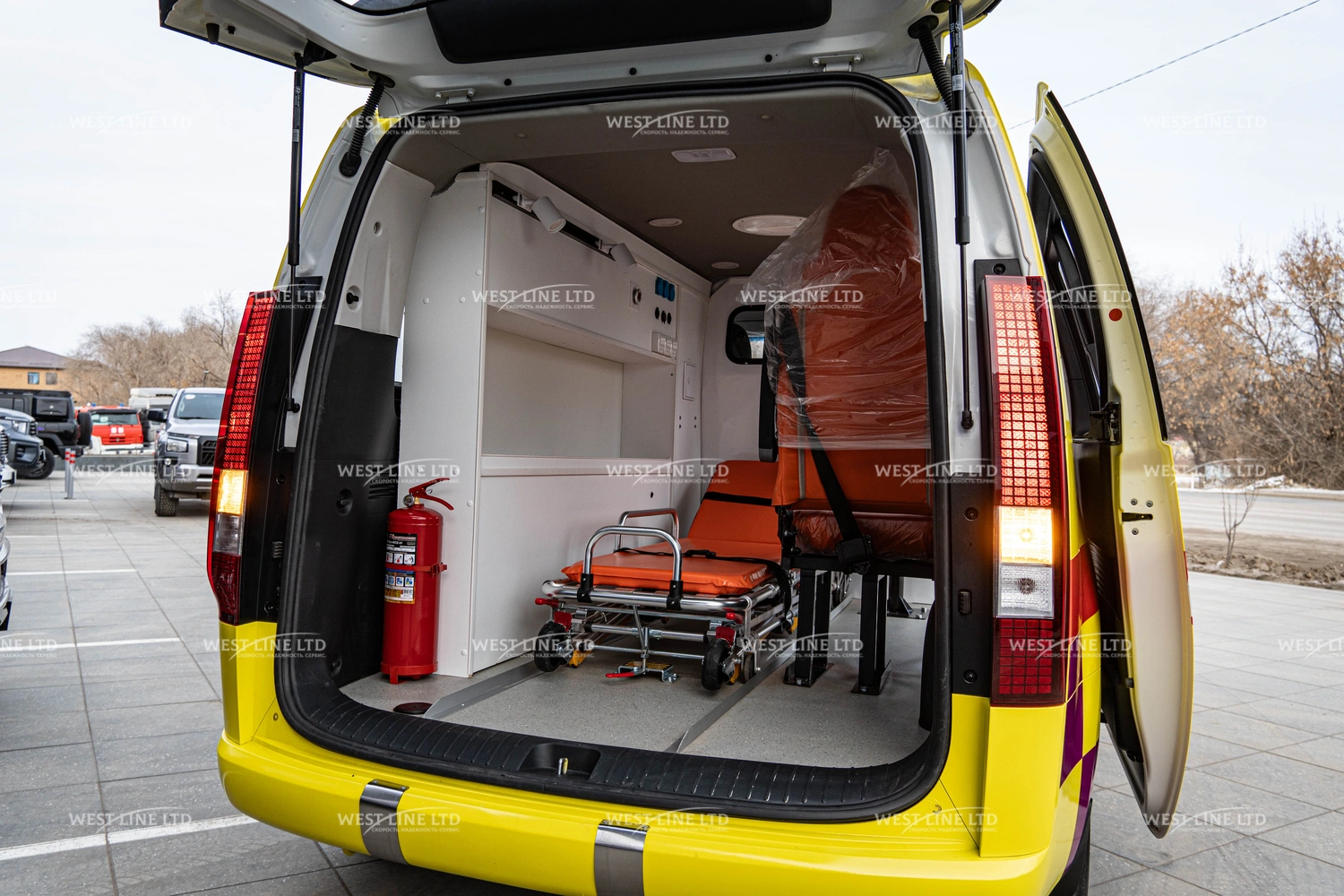 avtomobil-skoroj-medicinskoj-pomoshhi-na-baze-hyundai-staria-5 image