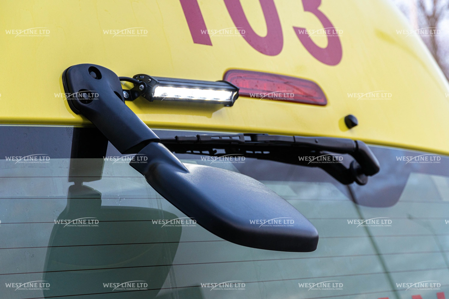 avtomobil-skoroj-medicinskoj-pomoshhi-na-baze-toyota-hiace-23 image