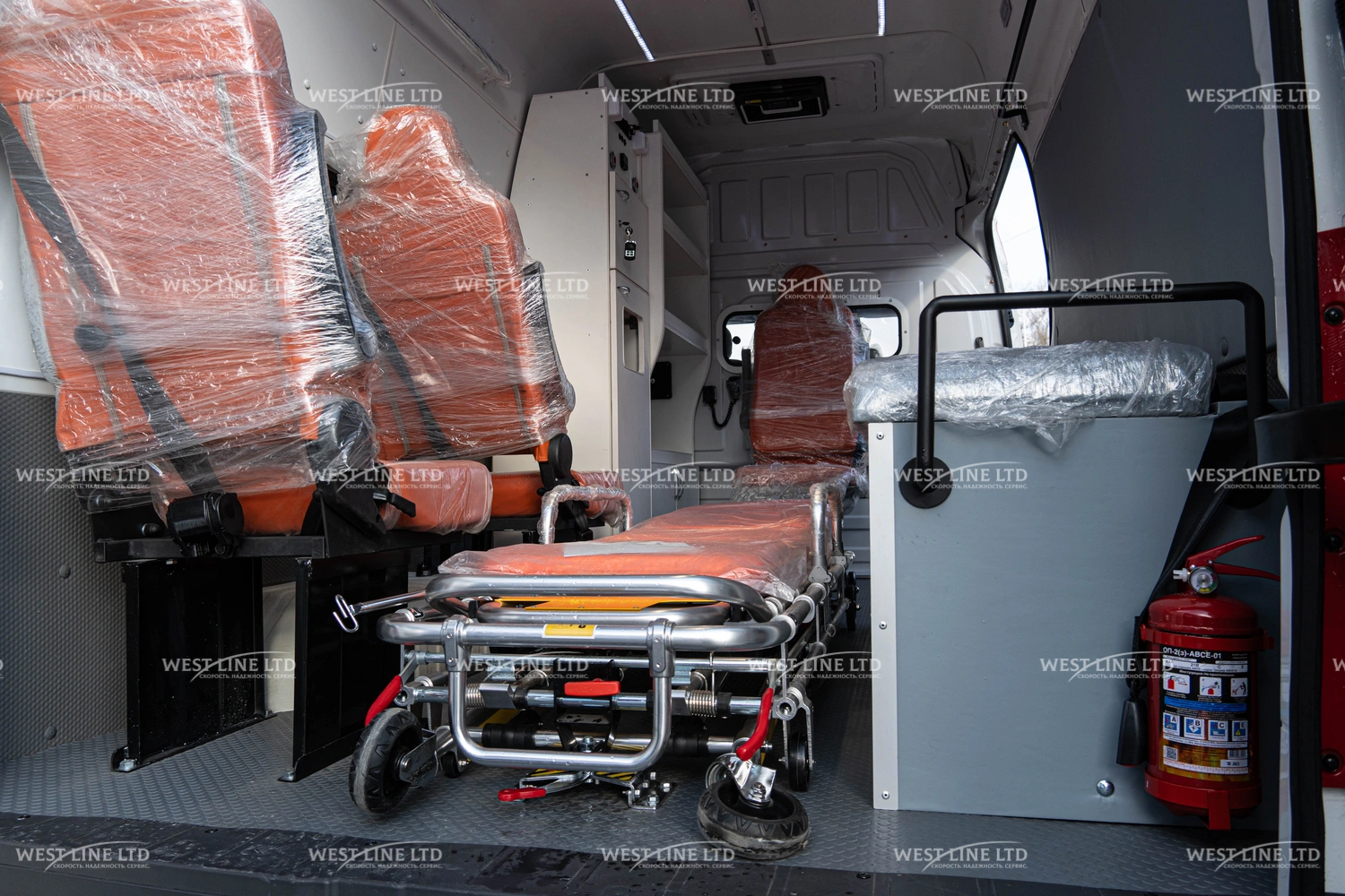 avtomobil-skoroj-pomoshhi-na-baze-toano-van-5 image