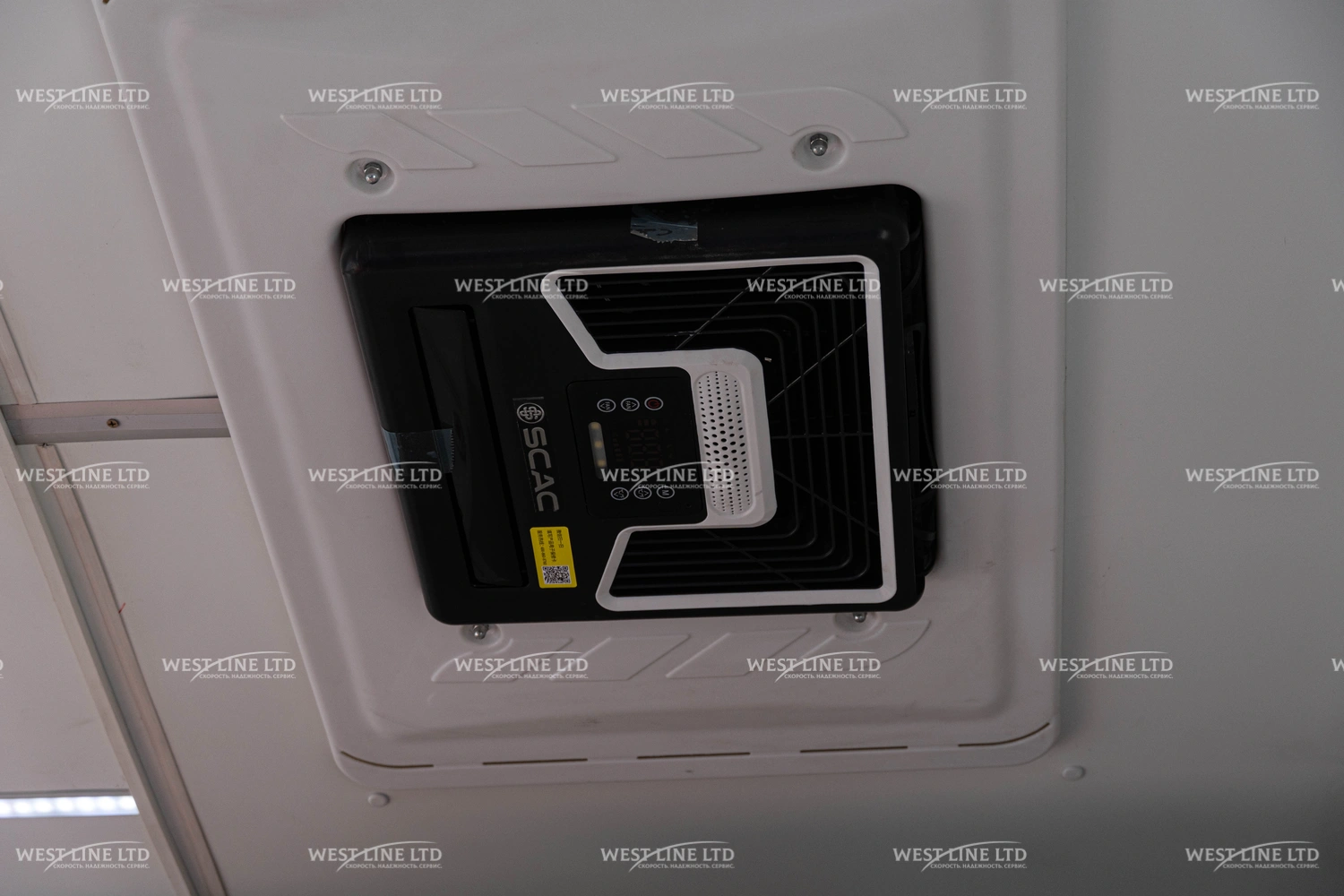 avtomobil-skoroj-pomoshhi-na-baze-toano-van-7 image