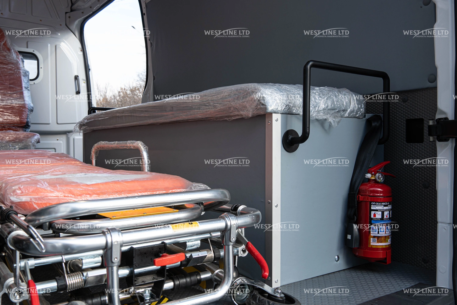 avtomobil-skoroj-pomoshhi-na-baze-toano-van-6 image Купить АСМП на базе FOTON Toano VAN в Казахстане
