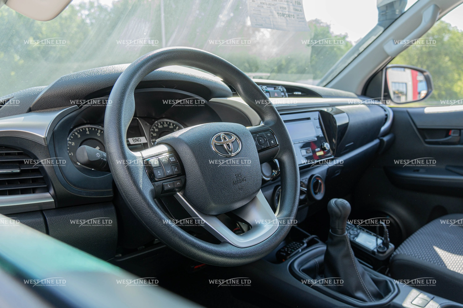 operativno-spasatelnyj-avtomobil-na-baze-toyota-hilux-9 image