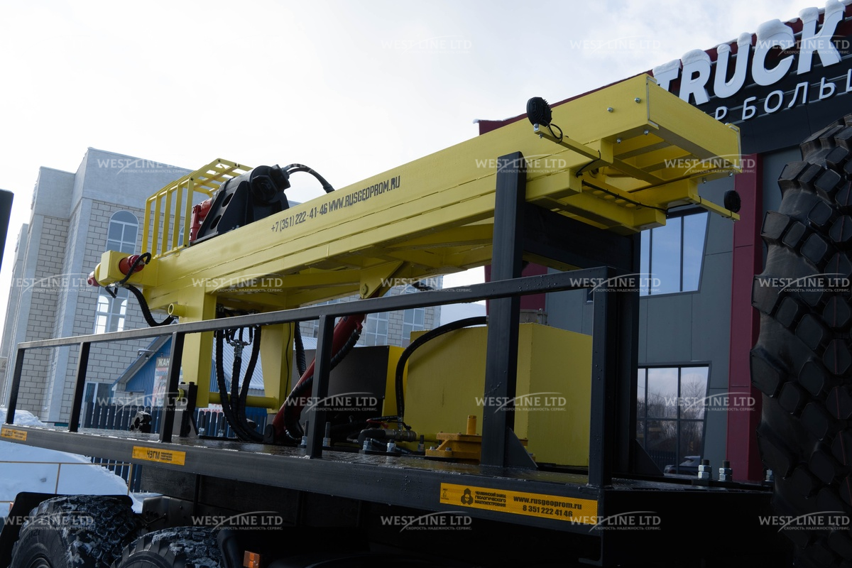 agregat-zaglubleniya-ankerov-aza-3m-na-shassi-kamaz-53504-04 image Агрегат заглубления анкеров АЗА-3М на шасси Камаз-53504
