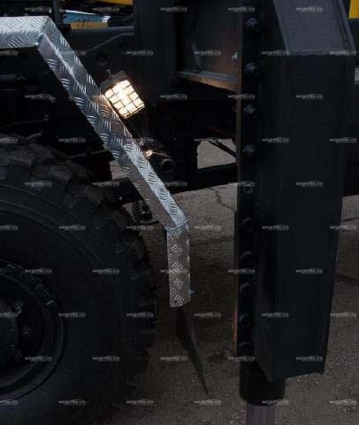 proppantovoz na shassi kamaz 6560rt 27