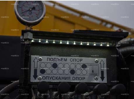 proppantovoz na shassi kamaz 6560rt 24