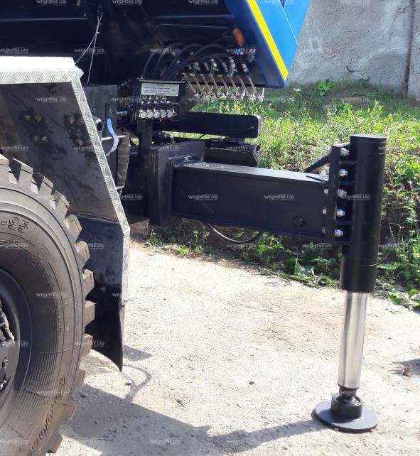 proppantovoz na shassi kamaz 6560rt 12