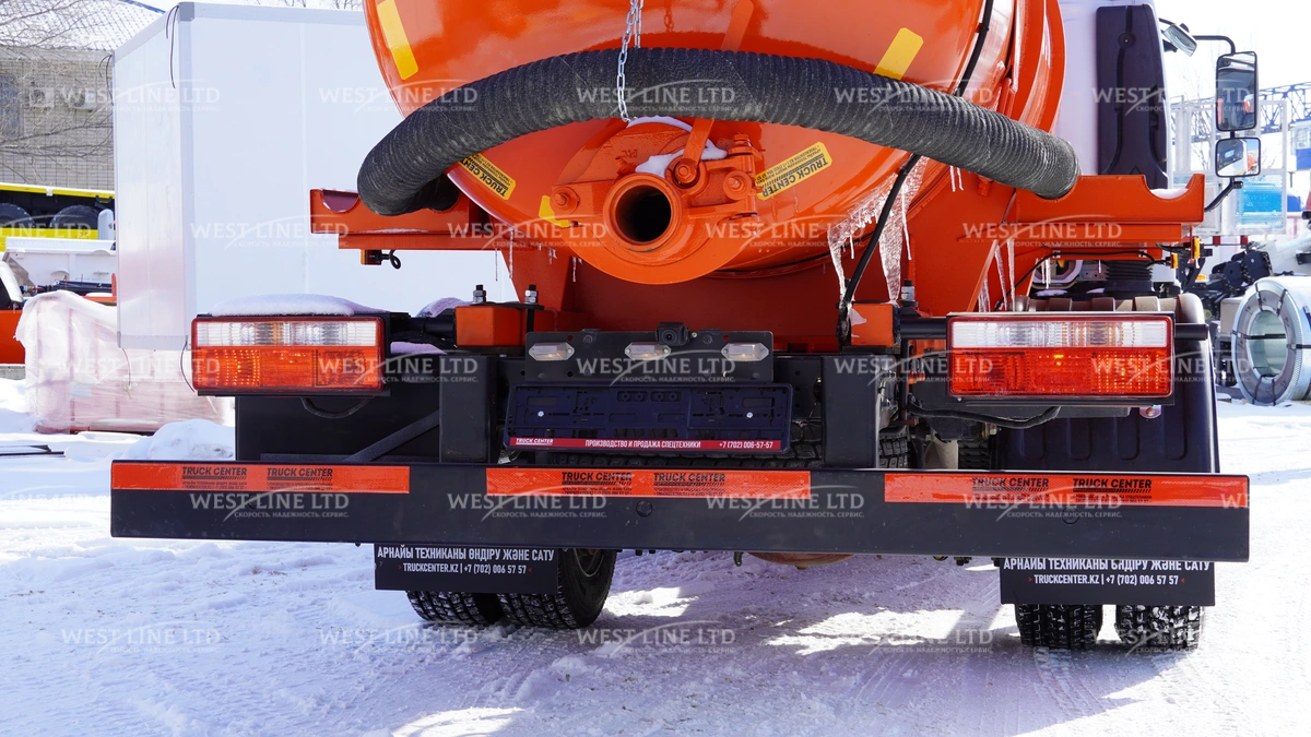 vakuumnaya-mashina-dongfeng-c80n-8 image