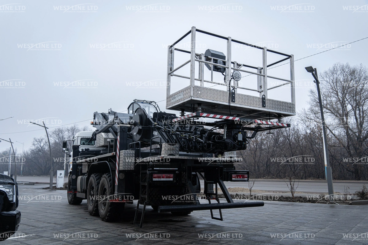 avtogidropodemnik-vipo-45-kamaz-43118-10 image