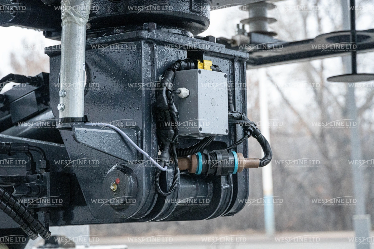 avtogidropodemnik-vipo-45-kamaz-43118-14 image