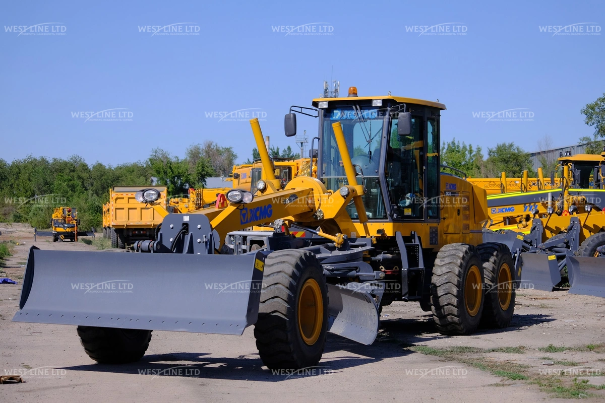 avtogrejder-xcmg-gr215-2 image АвтоГрейдер XCMG GR215