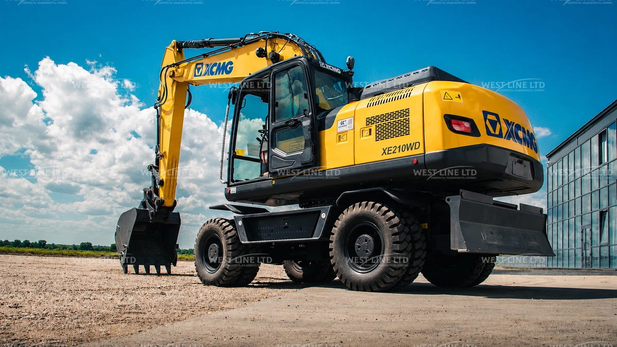 ekskavator-xcmg-xe210wb-2 image Экскаватор XCMG XE210WB