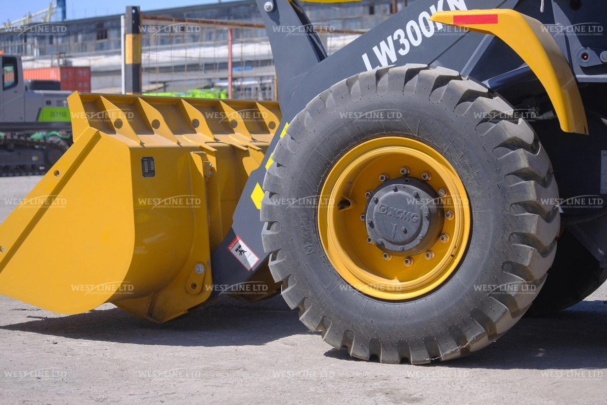 frontalnyj-pogruzchik-lw300kn-1-8-kub-1 image Фронтальный погрузчик LW300KN - 1,8 куб