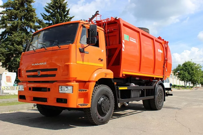 Камаз 53605. Мусоровоз Коммаш ко-440. КАМАЗ 53605 мусоровоз. Ко 440в КАМАЗ 53605 мусоровоз. Ко 440в шасси 53605 мусоровоз.